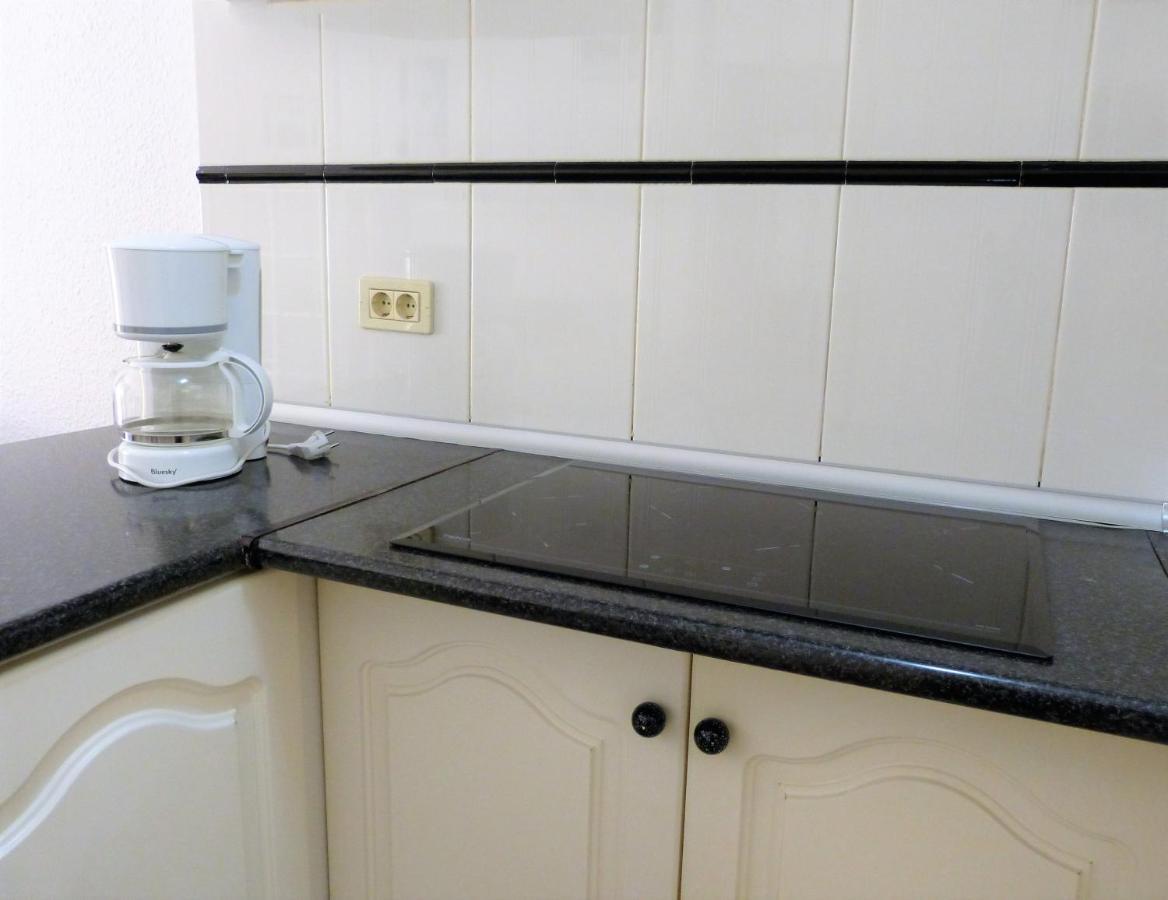 Suncanarias Apartamento Los Angeles Los Cristianos  Εξωτερικό φωτογραφία
